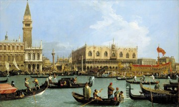 Canaletto Painting - Regreso del Bucentauro al Molo el día de la Ascensión Canaletto